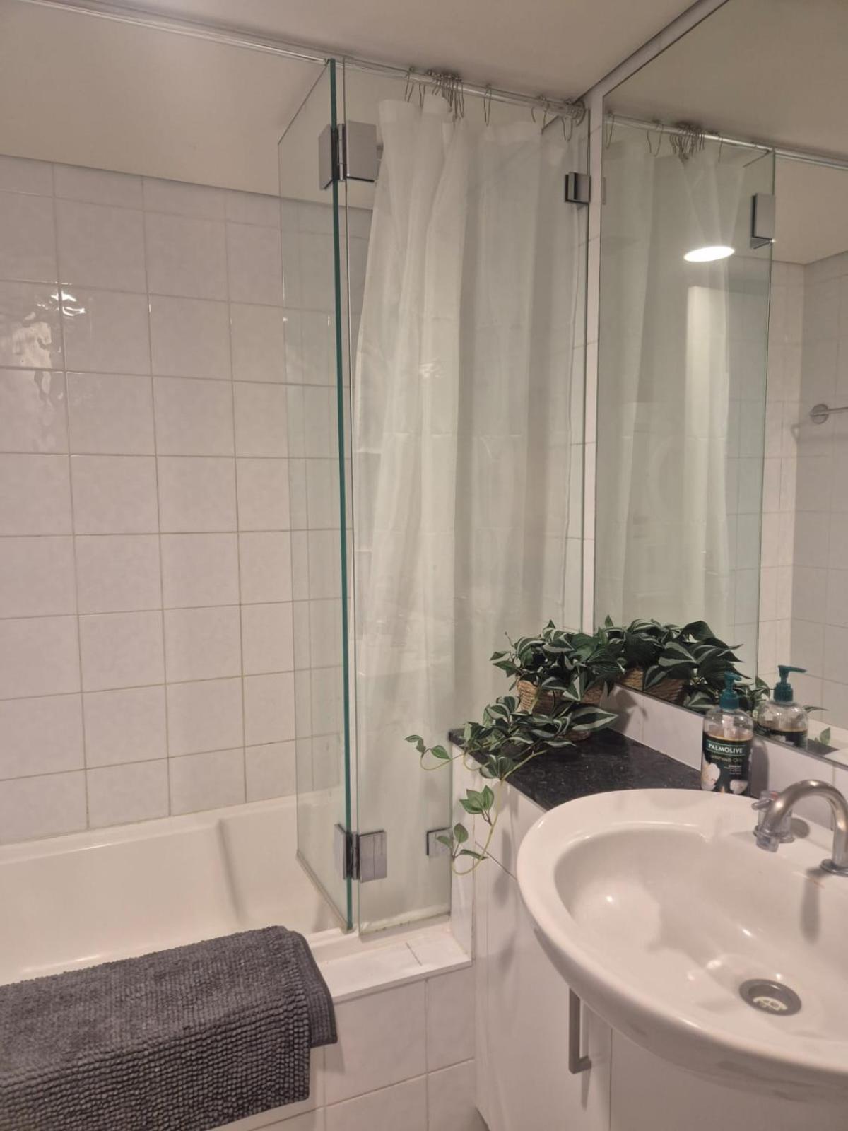Grande Esplanade Studio Sydney Room photo